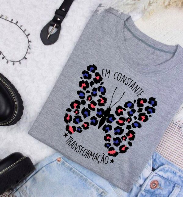 T-Shirt Borboleta - Em Constante Transformação
