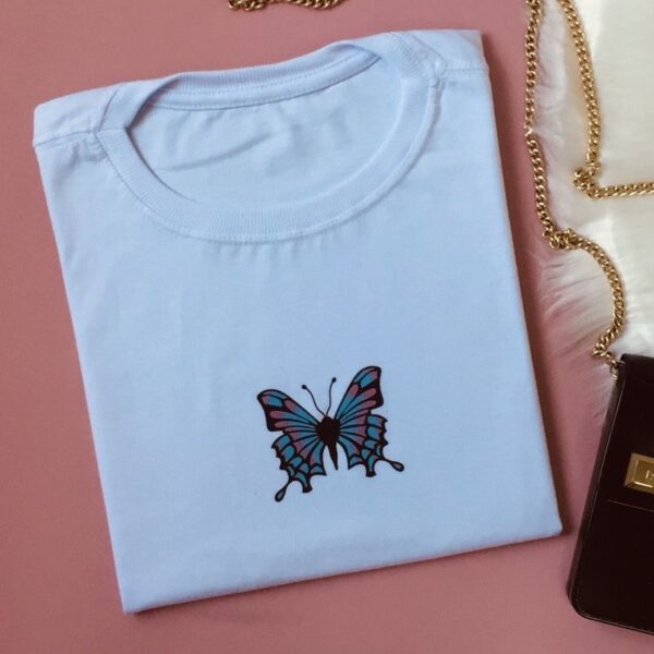 T-Shirt Borboleta -  Logo Pequeno Centralizado - Imagem 2