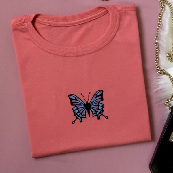 T-Shirt Borboleta -  Logo Pequeno Centralizado - Imagem 3