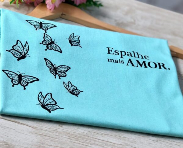 T-Shirt Borboleta - Espalhe mais Amor
