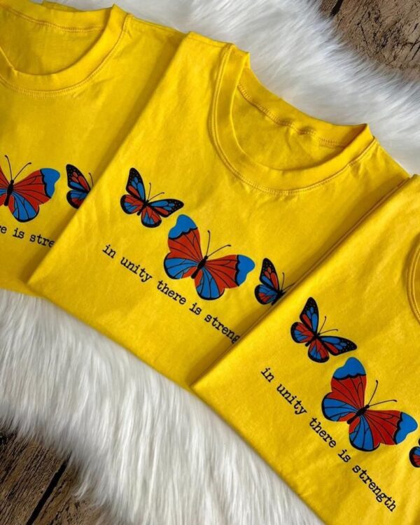 T-Shirt Borboleta - In Unity There is Strength I