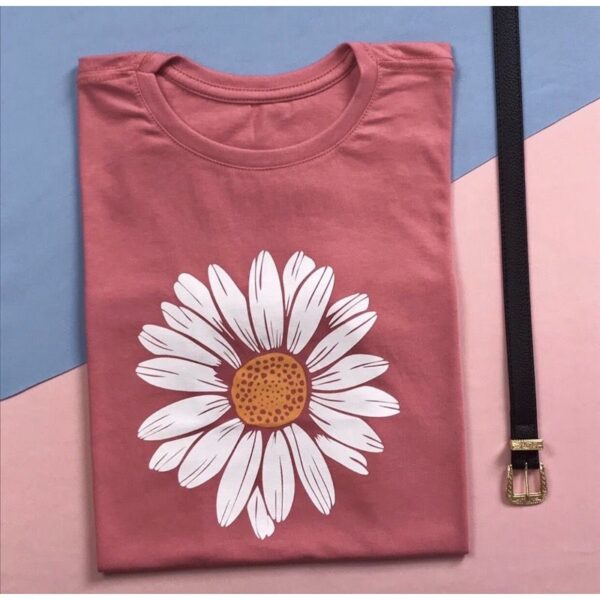 T-Shirt Girassol - Grande no Centro - Imagem 2