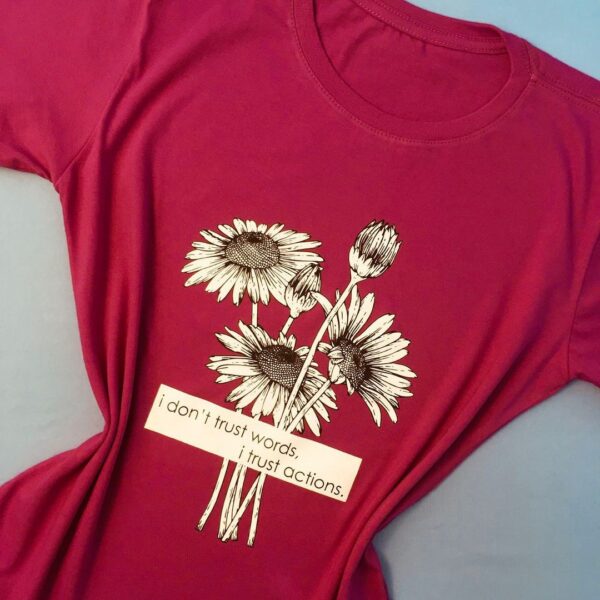T-Shirt Girassol -  I don't Trust Words - Imagem 4