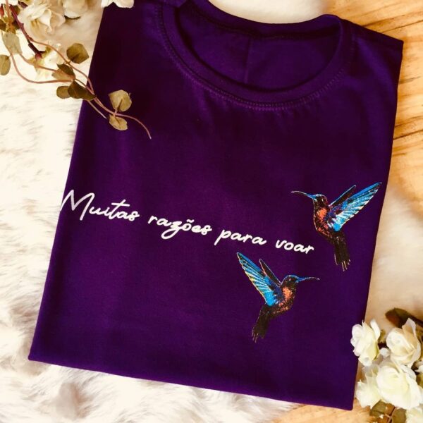 T-Shirt Muitas Razões para Voar - Imagem 4