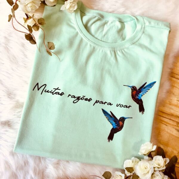 T-Shirt Muitas Razões para Voar - Imagem 5