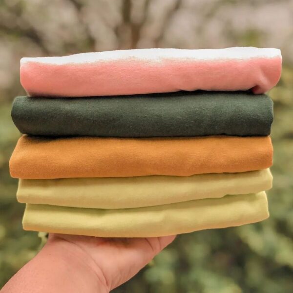 T-Shirt Basic - Gola Alta Sem Estampa - Imagem 3