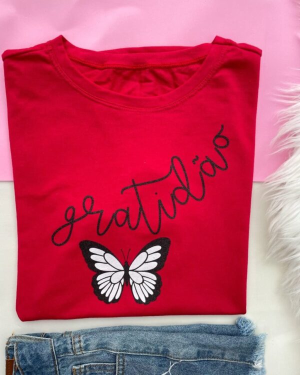 T-Shirt Borboleta - Gratidão