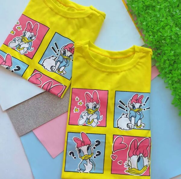 T-Shirt Margarida - Em Quadrinhos