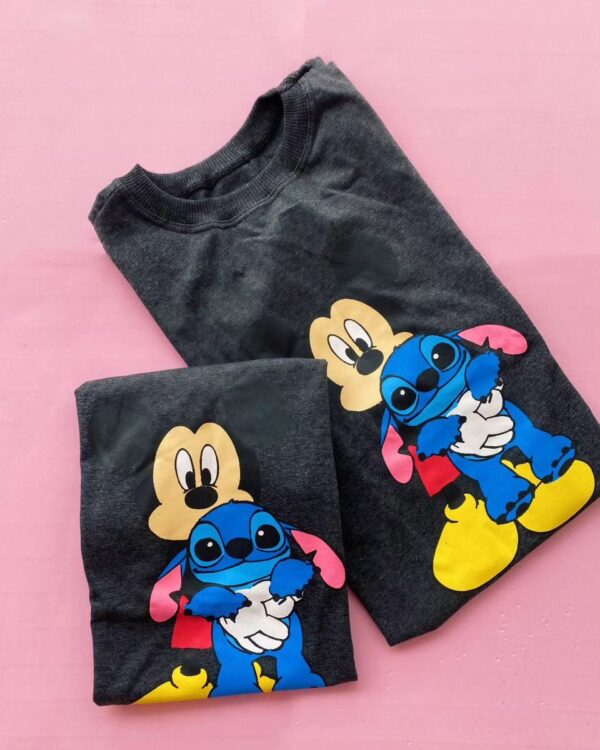 T-Shirt Mickey Mouse e Stitch