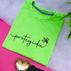 T-Shirt Protegida - Abelinha