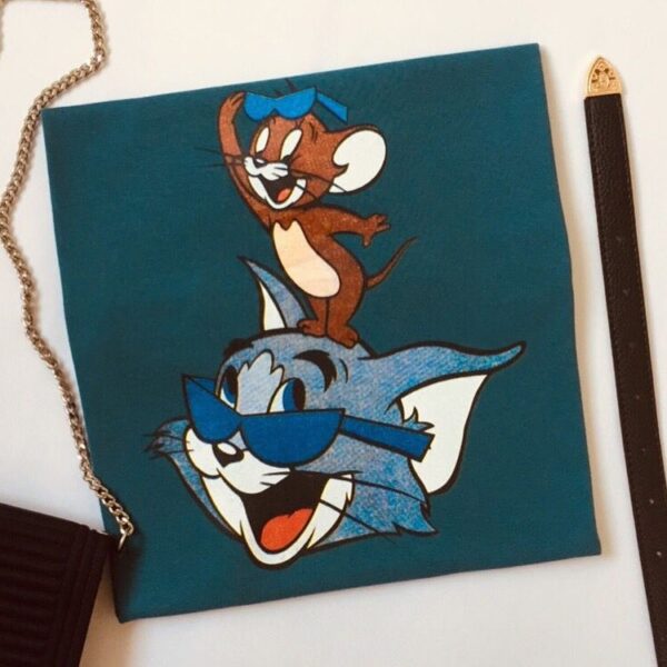 T-Shirt Tom e Jerry - De Óculos - Imagem 4