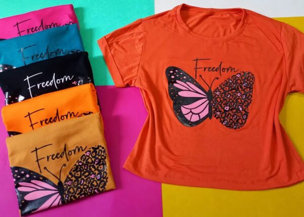 Cropped Borboleta - Freedom