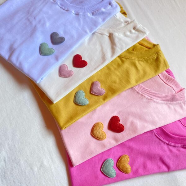 T-Shirt Mini Coração Bordado - Imagem 2