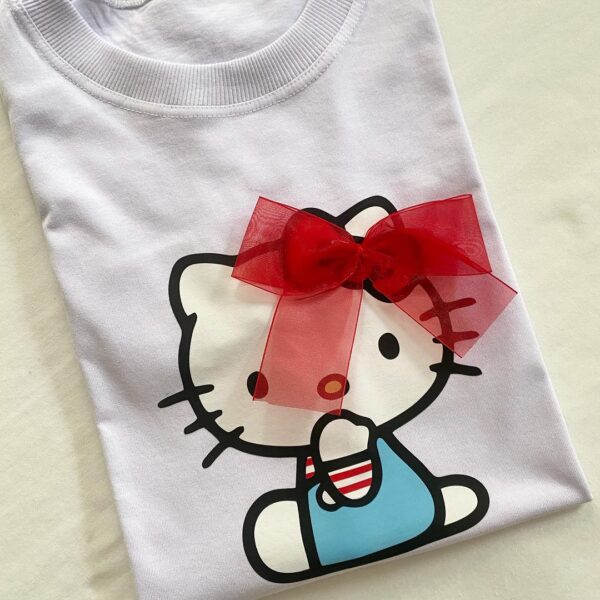 T-Shirt Hello Kitty - Laço 3D - Imagem 3