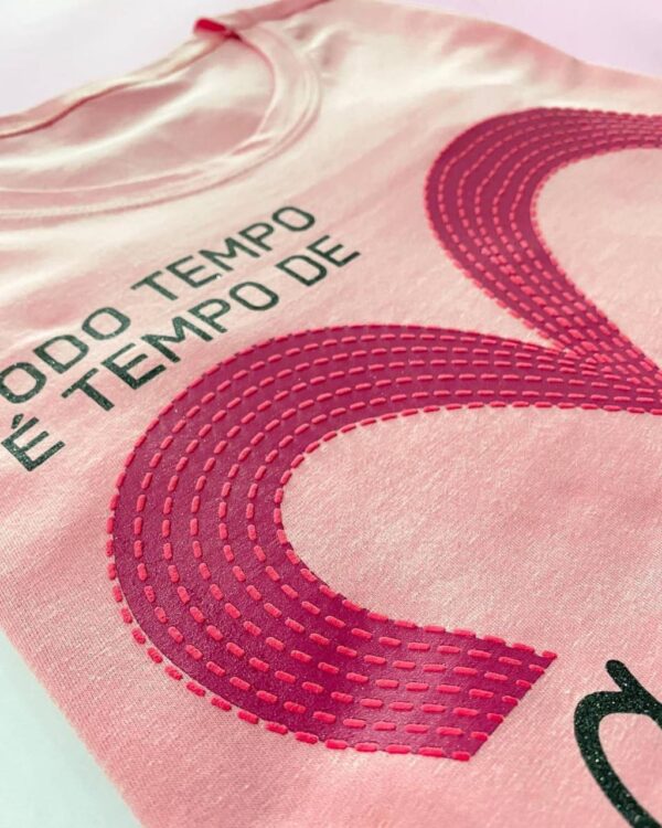 T-Shirt Todo Tempo é Tempo de Amar - Imagem 3