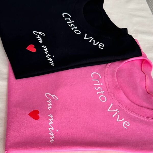 T-Shirt Cristo vive em mim - Imagem 2