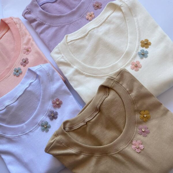 T-Shirt Florzinha - Três Irmãs - Imagem 5
